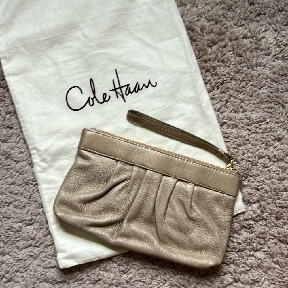 🚫Cole Haan Wristlet Clutch Y2K 2000’s